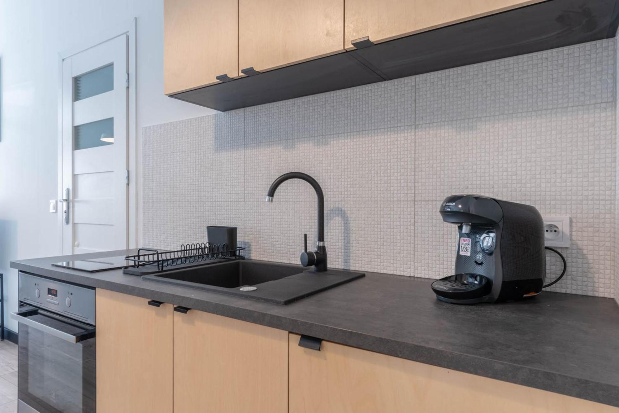 Garbary Central Apartments Познан Екстериор снимка